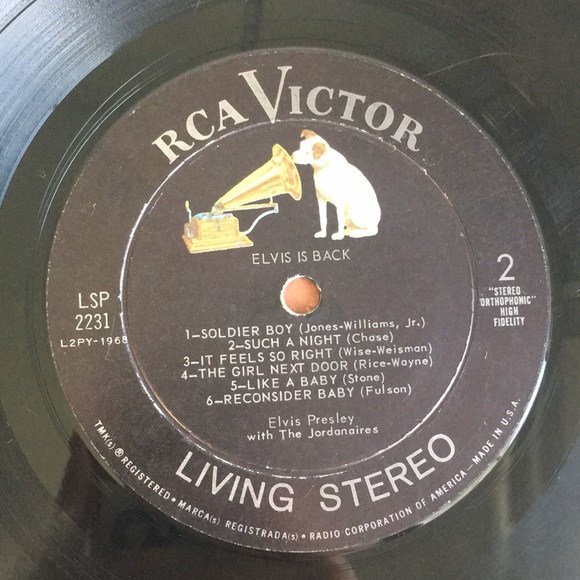 VINTAGE RARE 1960 VINYL RECORD ELVIS IS BACK! - Picture 5 of 7